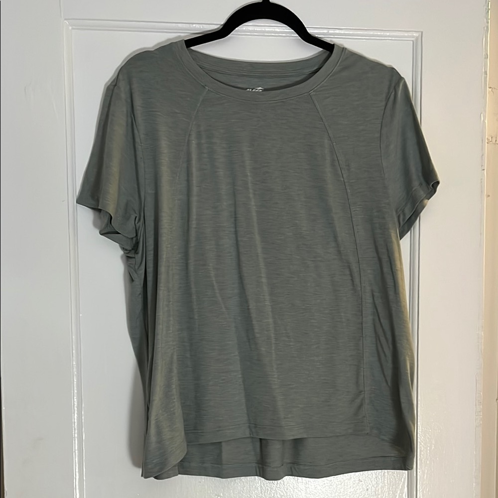 Women's Avia’s Sports Tops